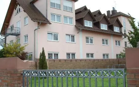 Zur Eisenbahn Hotel Rodgau