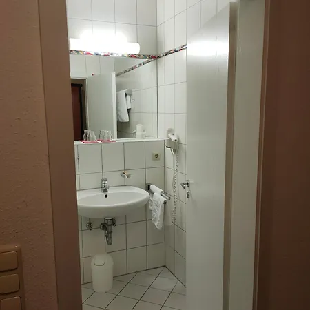 Zur Eisenbahn Rodgau