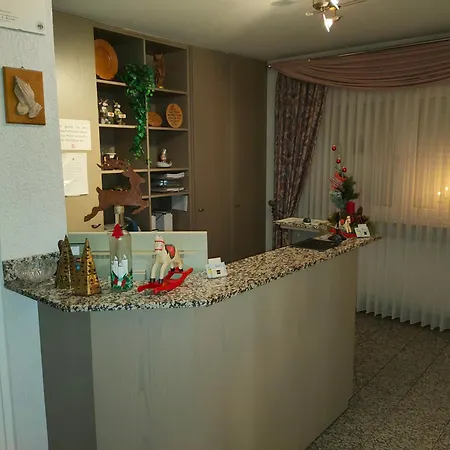 Zur Eisenbahn Hotel 2*